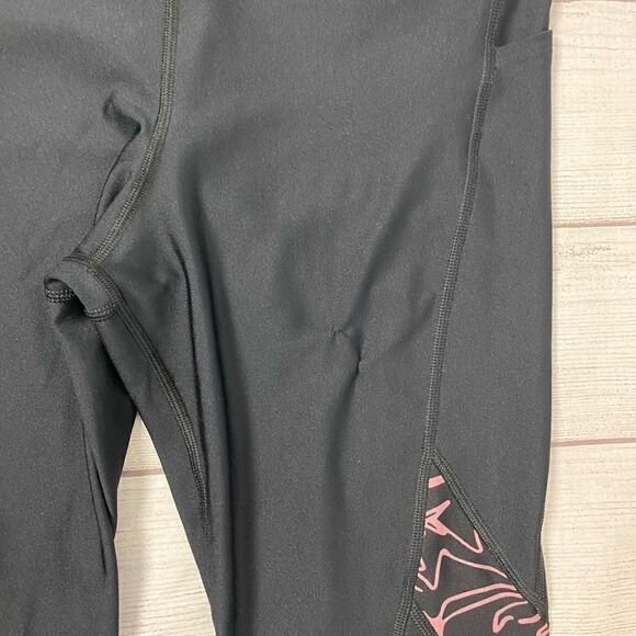 Under Armour women L heatgear pull on compression, capri leggings black - Picture 4 of 8